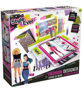 fashion-designer-studio