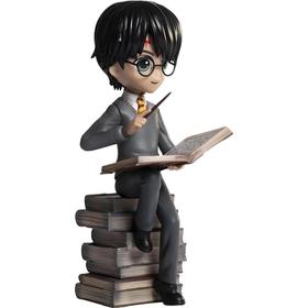 figura-harry-potter-pila-de-grimorios-wizarding-world