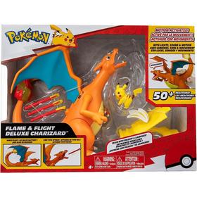 pokemon-deluxe-charizard-electronico-vs-pkachu