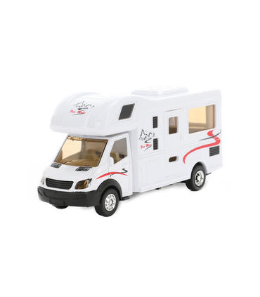 autocaravana-con-remolque-lancha