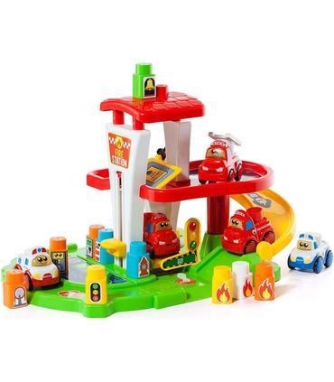 estacion-de-bomberos-con-coche-electronico