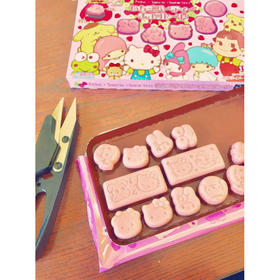 chocolatinas-fujiya-strawberry-party-pekochan-x-sanrio