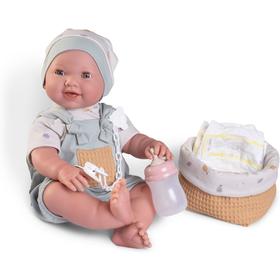 recien-nacida-mia-hace-pipi-c-canastilla