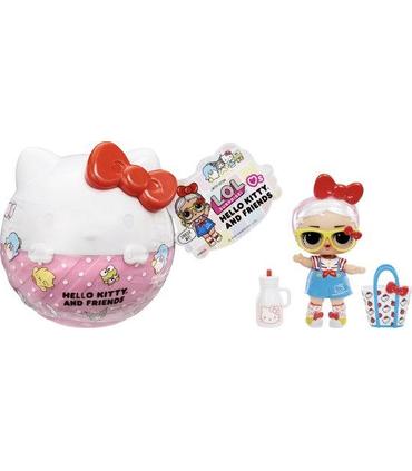 surprise-loves-hello-kitty
