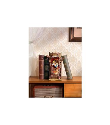 book-nook-fall-into-wonder