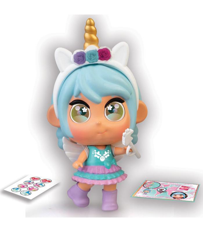 mini-trotties-travel-outfits-w-o-cdu9