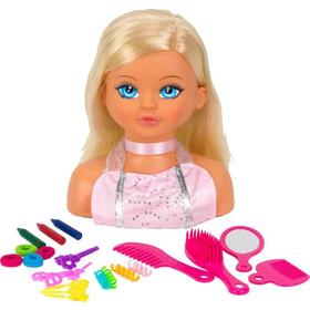 laura-peina-y-maquilla-busto-belleza